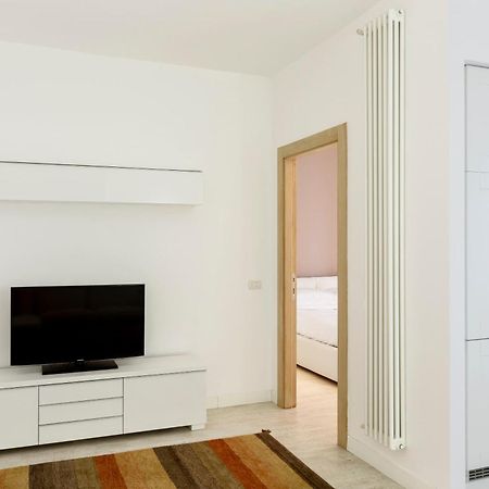 Comfort Suites Garibaldi ميلان الغرفة الصورة